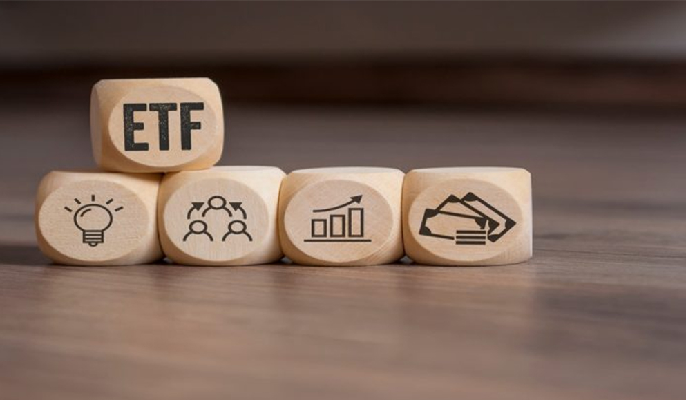 Investing in ETFs vs Stock Mutual Funds: Which is better? Investing in ETFs vs Stock Mutual Funds: Which is better?