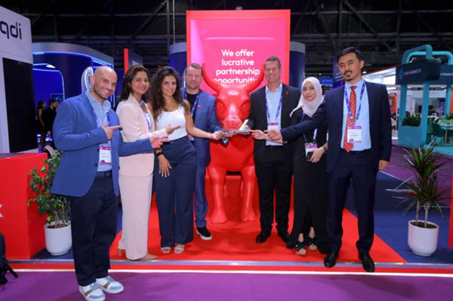 Membentuk Masa Depan Dagangan: Taurex Mempamerkan Penyelesaian Dagangan Termaju sebagai Penaja Titanium di Ekspo Forex Dubai 2024