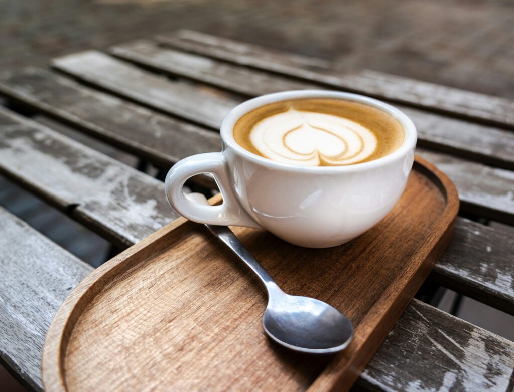 Tips gigi sihat untuk peminat tegar kopi